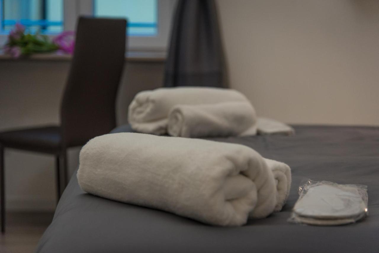 Inside Roma Rooms エクステリア 写真